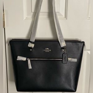 NWT Coach Gallery Tote
